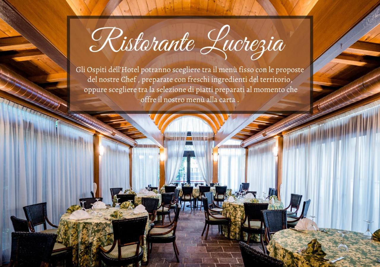 Hotel Lucrezia Borgia แฟร์รารา ภายนอก รูปภาพ